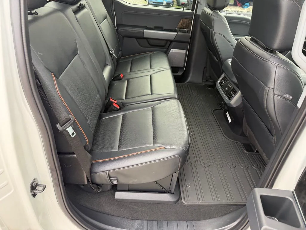 2025 Ford F-350 Super Duty Lariat - Photo 41
