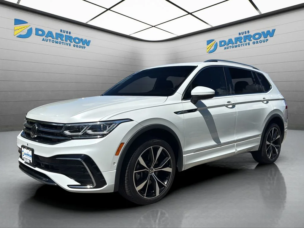 Used 2024 White Volkswagen 2.0T SEL R-Line image 1