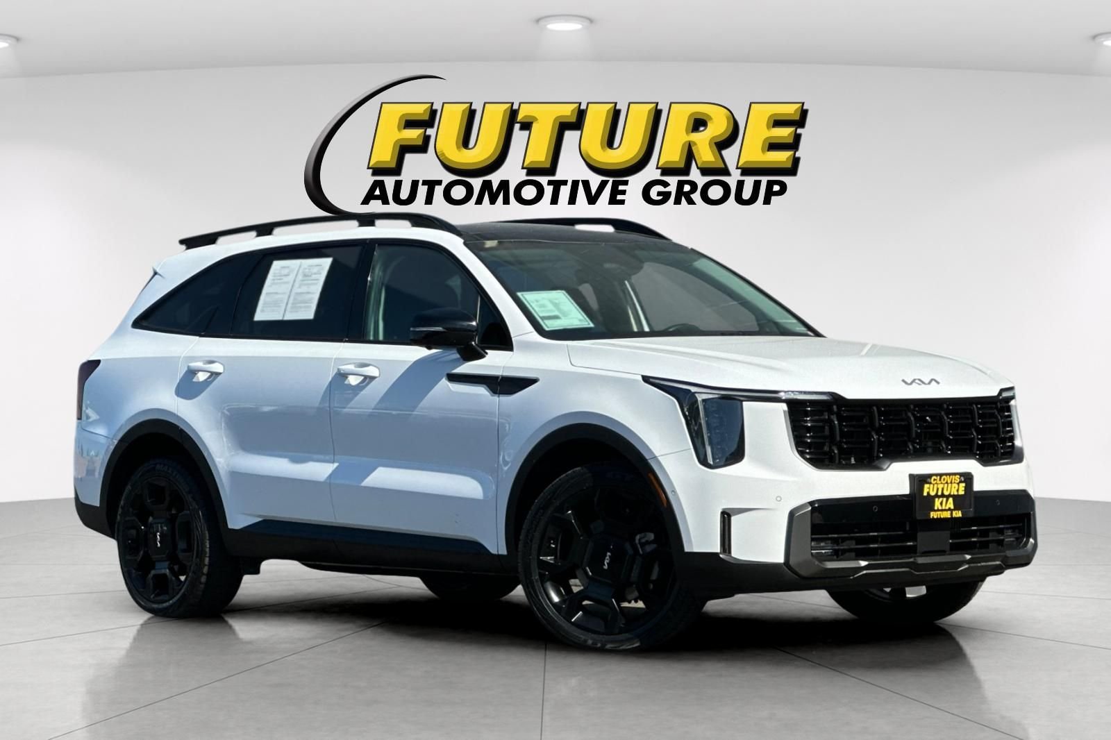 Used 2024 White Kia X-Line SX image 1