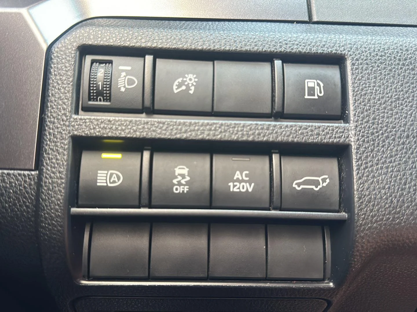 Used 2025 Everest Toyota TRD Off-Road Premium image 29