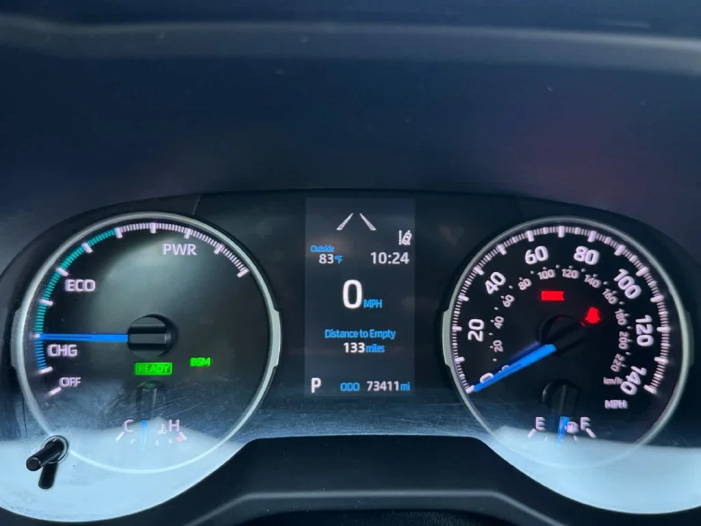 Used 2021 Red Toyota XLE image 5