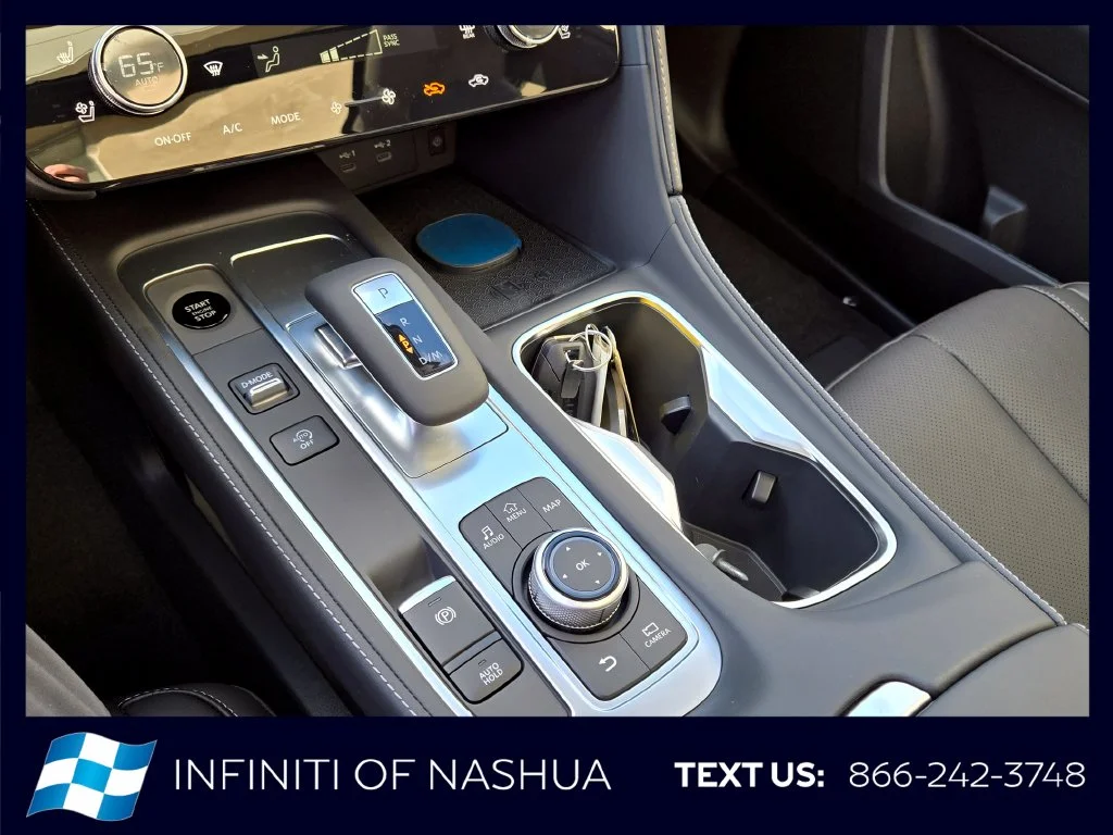 New 2027 MINERAL BLACK INFINITI Luxe AWD image 26