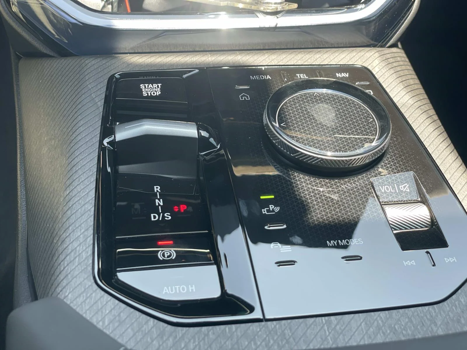 New 2026 Brooklyn Grey Metallic BMW M50 xDrive image 15