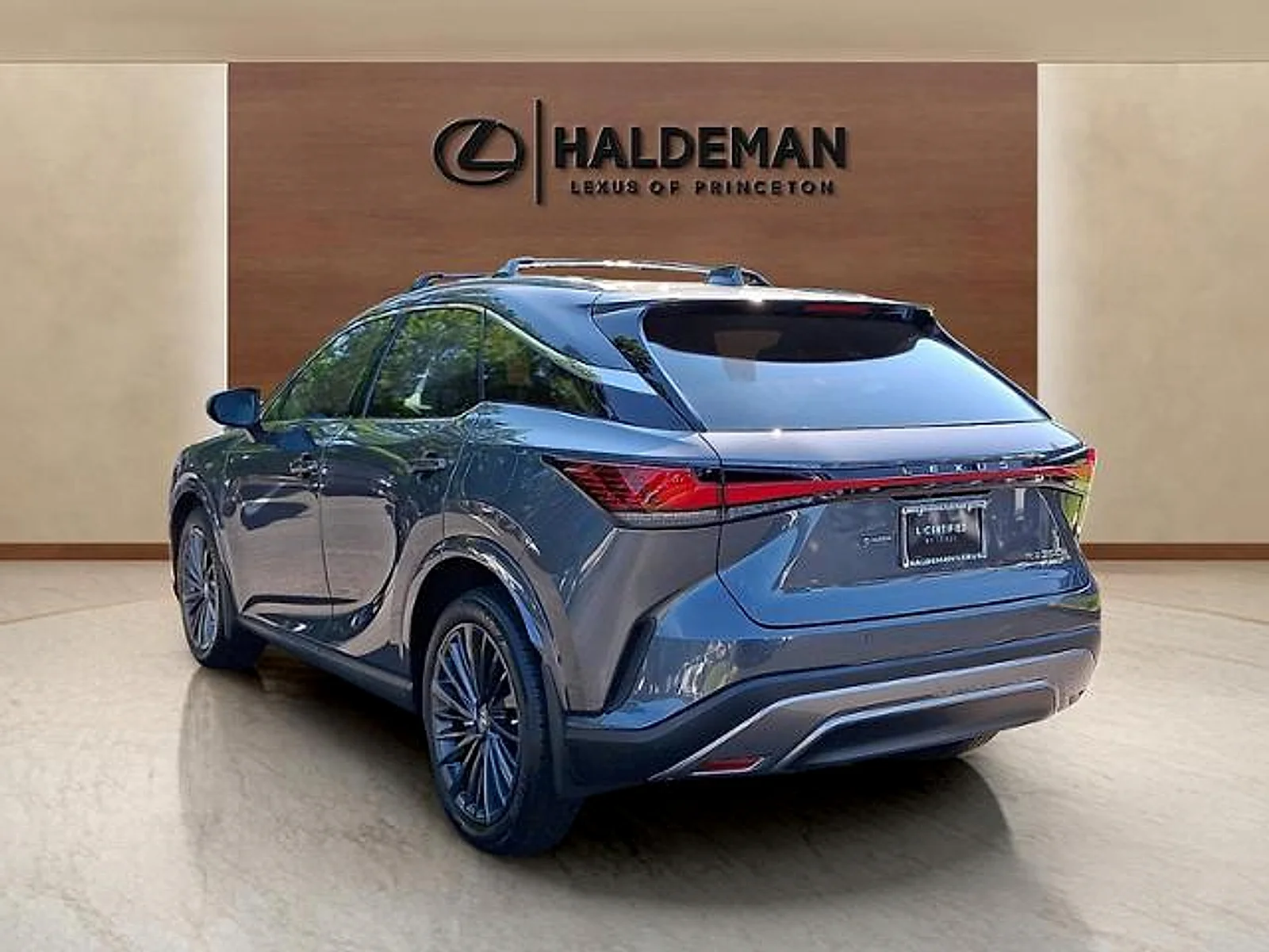 Certified Used 2024 CLOUDBURST GRAY Lexus Premium image 4