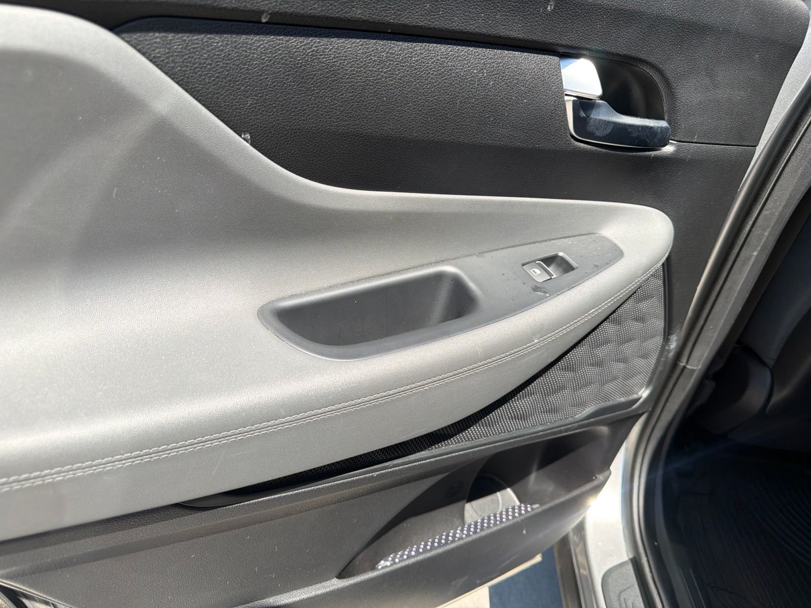 Certified Used 2023 Shimmering Silver Hyundai SEL image 19