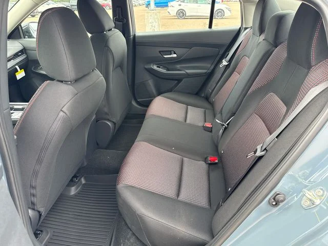 New 2026 Atlantic Gray Metallic / Super Black Two-tone Nissan SR image 24