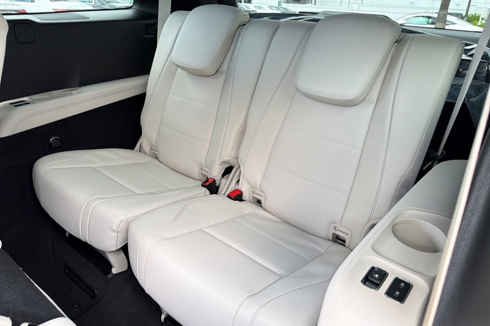 New 2026 Polar White Mercedes-Benz GLS 450 image 39