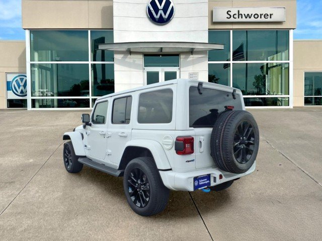 Used 2021 Bright White Clearcoat Jeep Unlimited Sahara High Altitude image 10