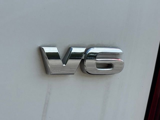 Used 2018 White Toyota TRD Off-Road image 14