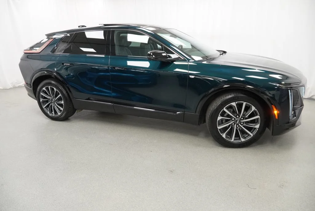 Used 2024 Emerald Lake Metallic Cadillac Sport 2 image 6