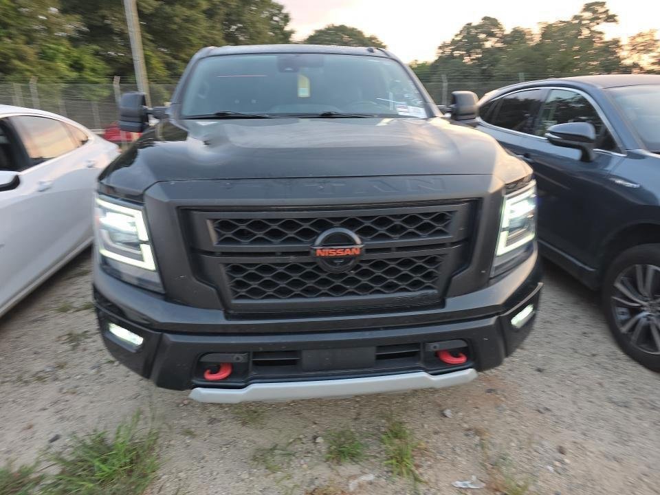 Used 2021 Super Black Nissan PRO-4X image 5