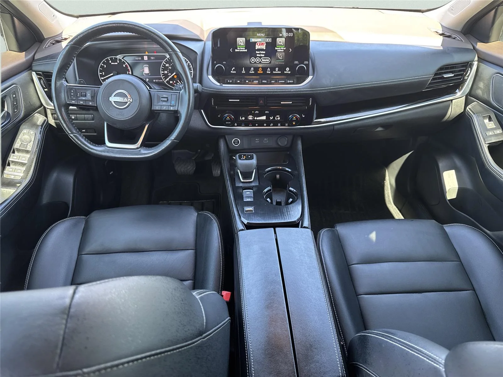 Used 2023 Super Black Nissan SL image 13