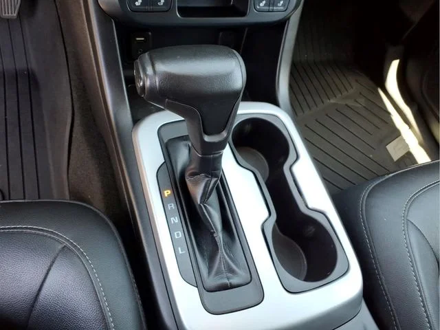 Used 2018 White Chevrolet ZR2 image 24