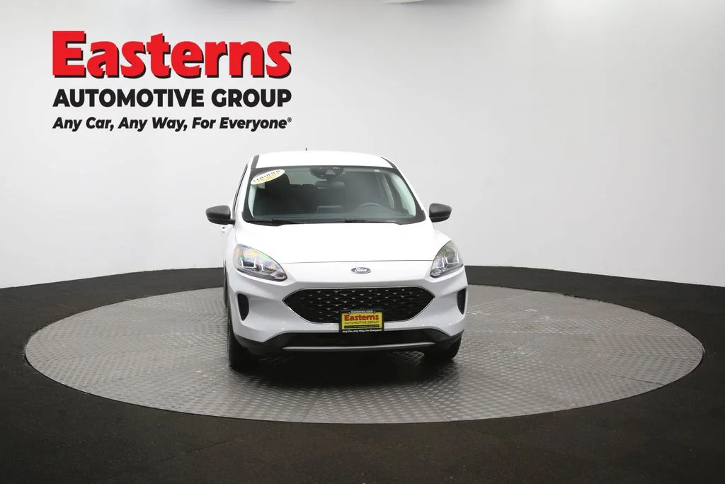 Used 2022 White Ford SE image 52
