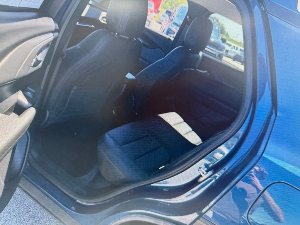 Used 2025 Lakeshore Blue Metallic Chevrolet LT image 4