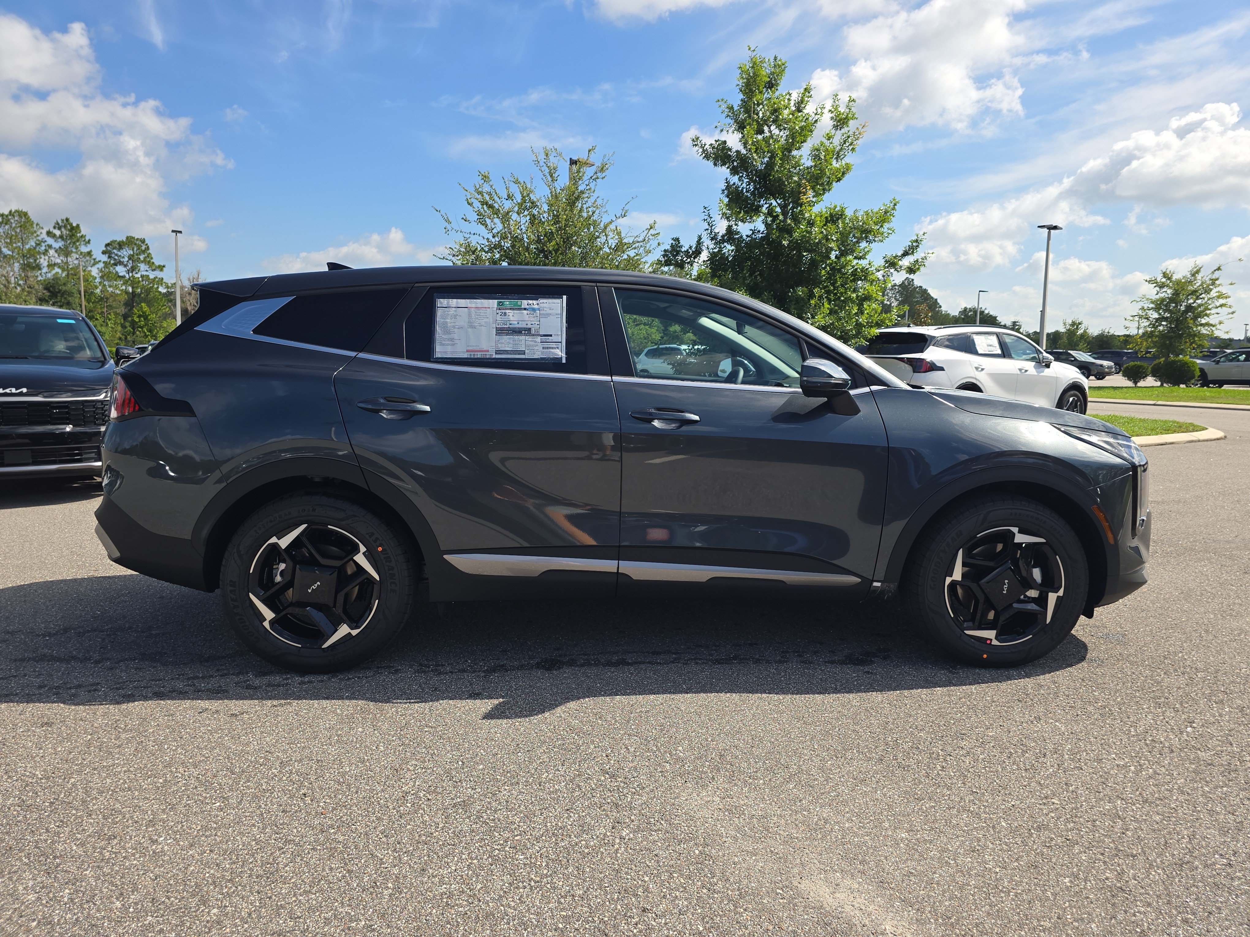 New 2026 Gravity Gray Kia EX image 9