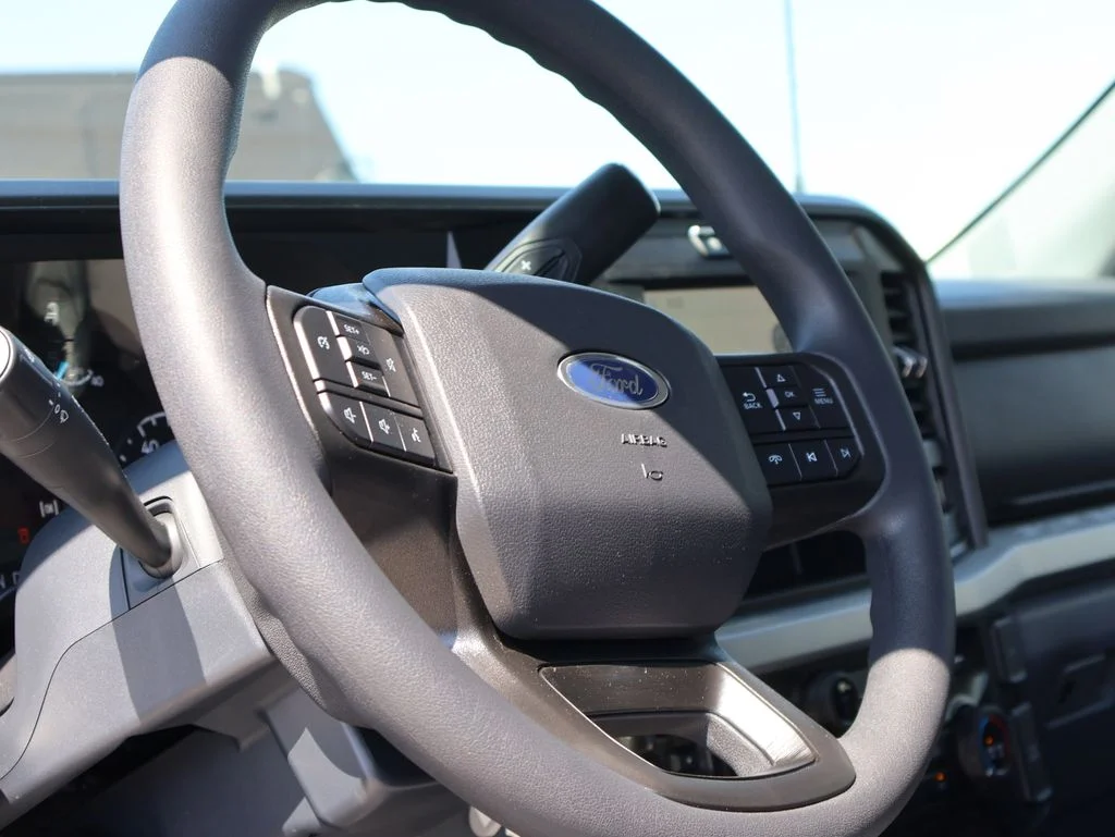 New 2026 Oxford White Ford F-350® XLT image 17