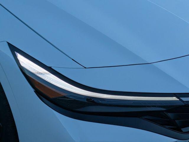 New 2026 White Hyundai SEL Sport image 9