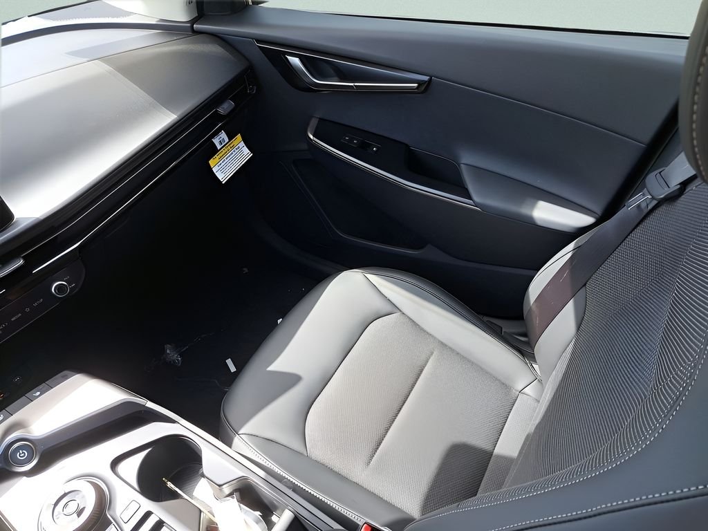 2025 Kia EV6 Light L/R - Photo 17