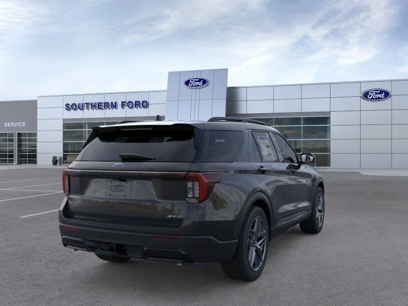 New 2026 Agate Black Metallic Ford ST-Line image 9