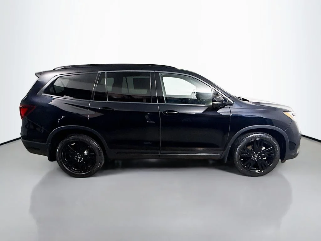 Used 2020 Crystal Black Pearl Honda Black Edition image 8