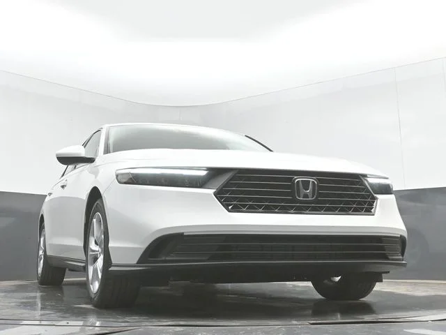 New 2026 Platinum White Pearl Honda LX image 42