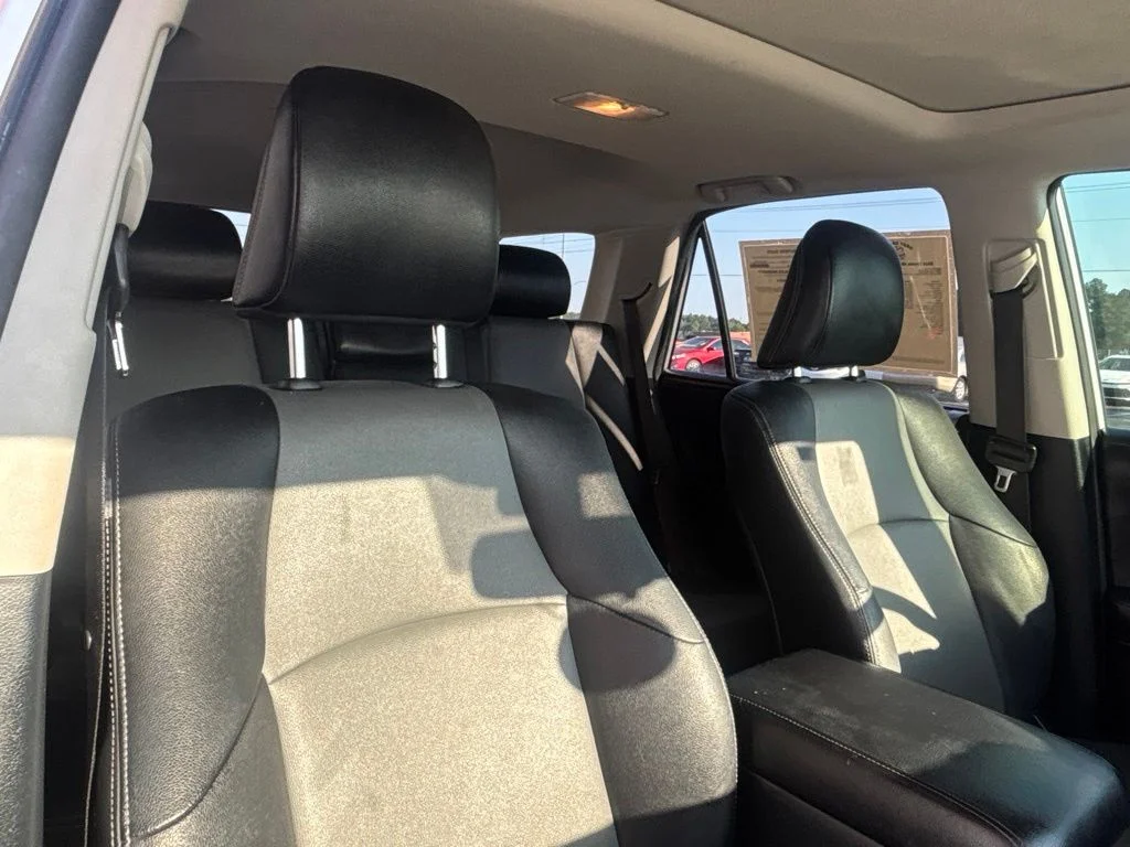 Used 2016 Silver Toyota SR5 Premium image 18
