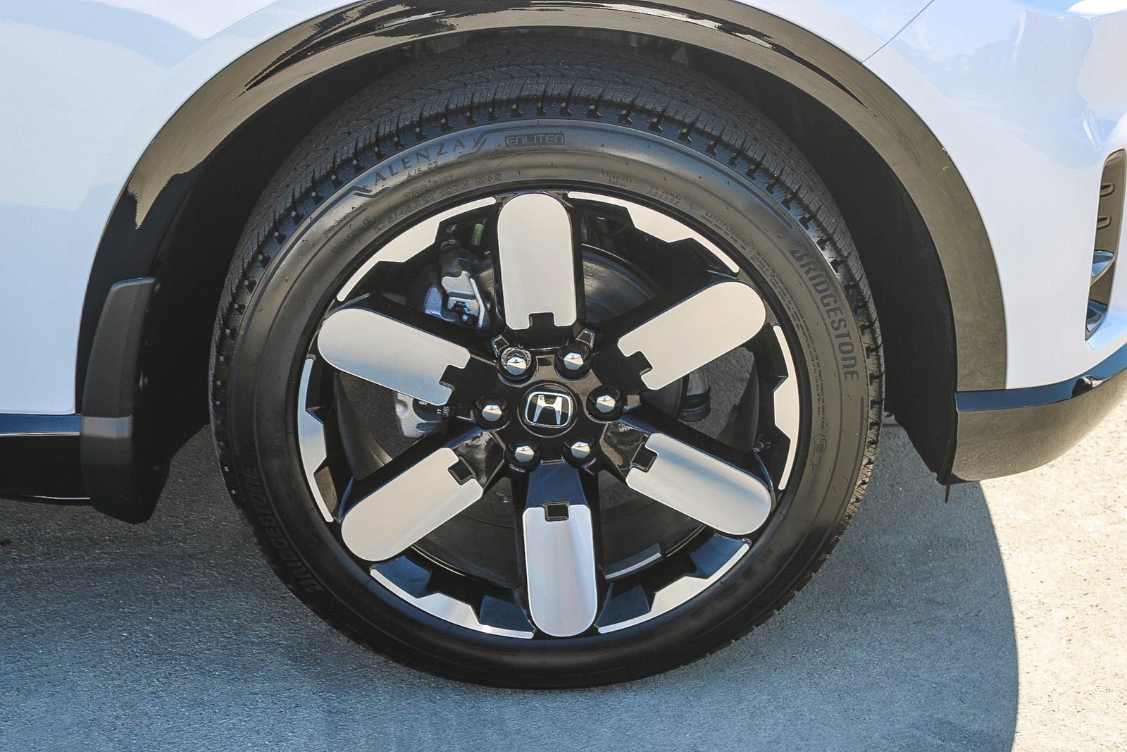 New 2026 Frostline White Pearl Honda Elite image 10
