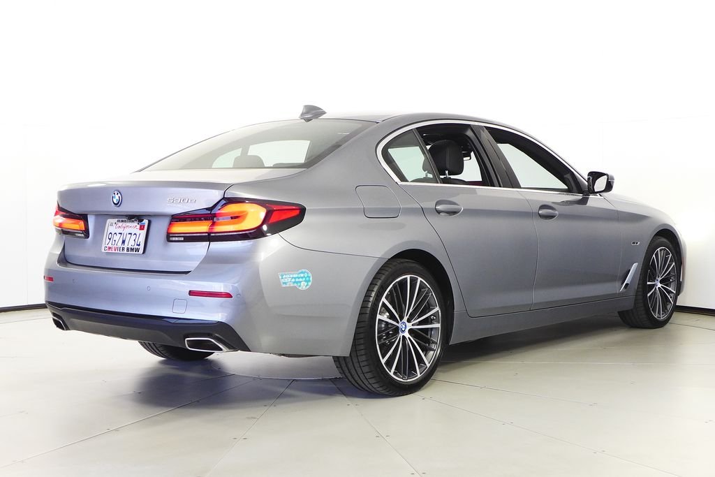 Certified Used 2023 Skyscraper Gray Metallic BMW 530e iPerformance image 7