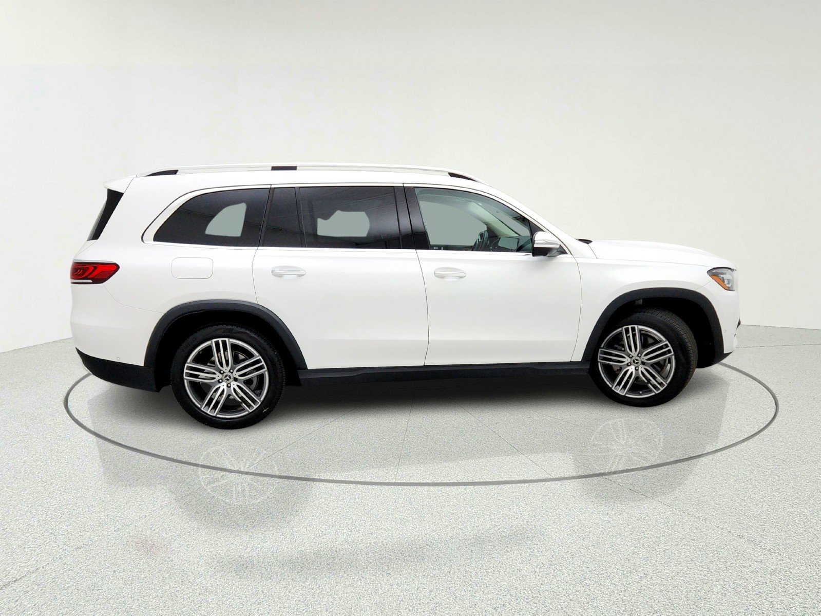 Certified Used 2023 Polar White Mercedes-Benz GLS 450 image 7