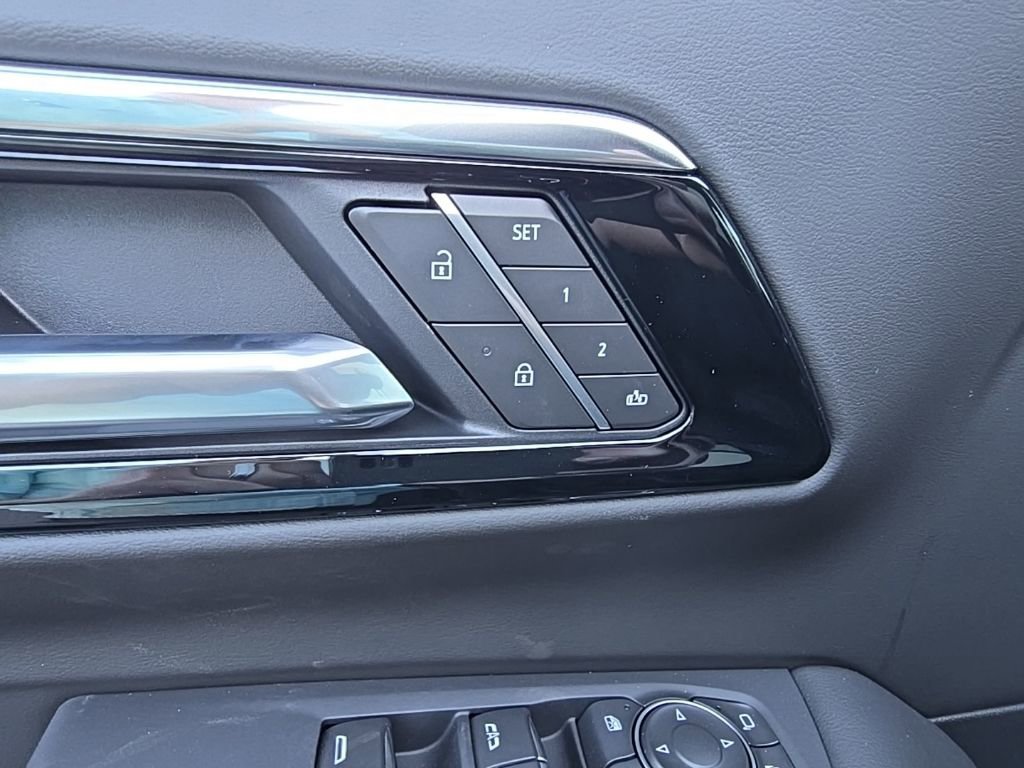 2025 Chevrolet Tahoe High Country - Photo 25