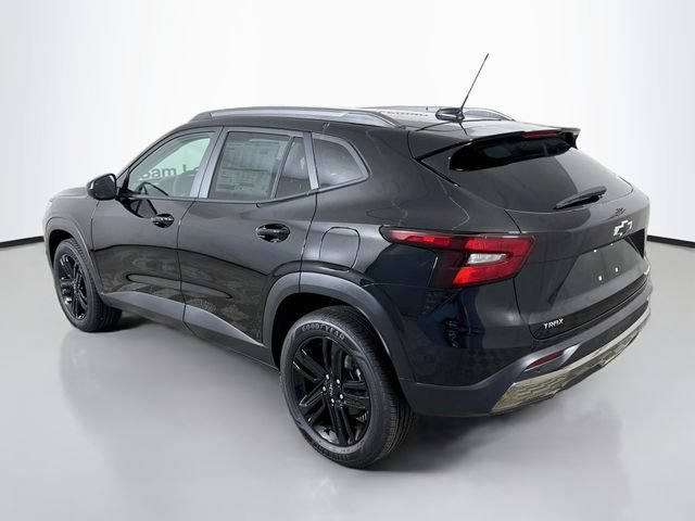 New 2026 Mosaic Black Metallic Chevrolet ACTIV image 6