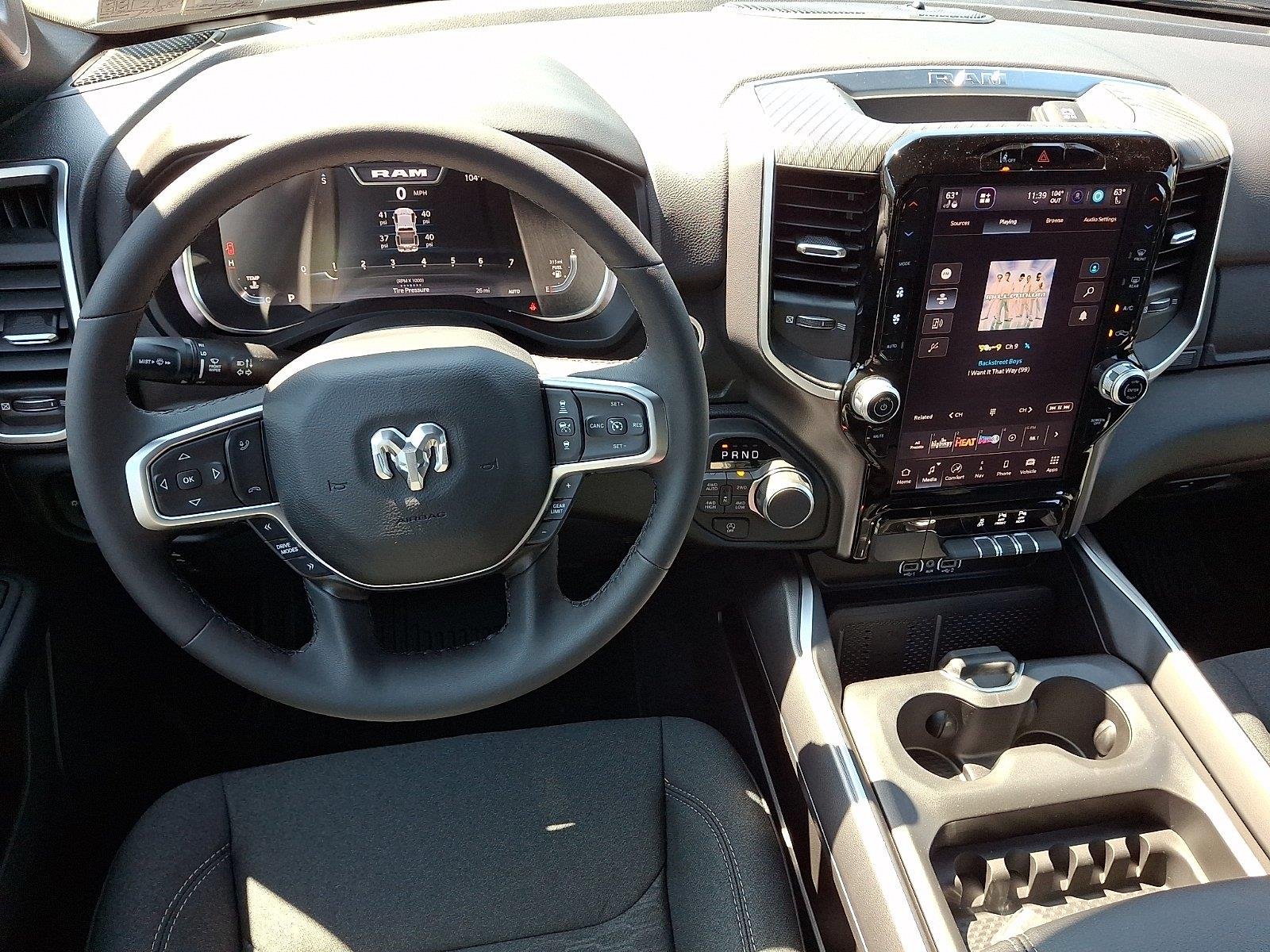 New 2026 Diamond Black Crystal Pearl-Coat Exterior Paint RAM Big Horn image 7