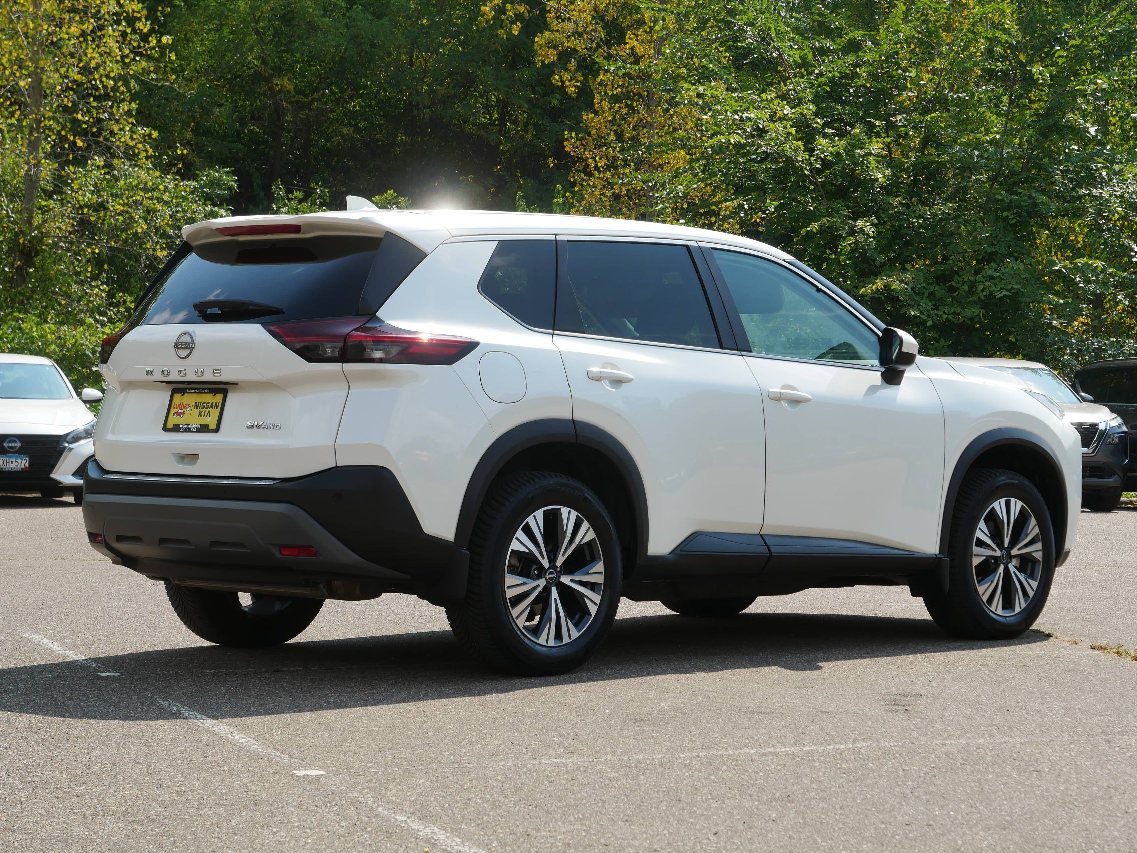 Certified Used 2023 Pearl White Tricoat Nissan SV image 7