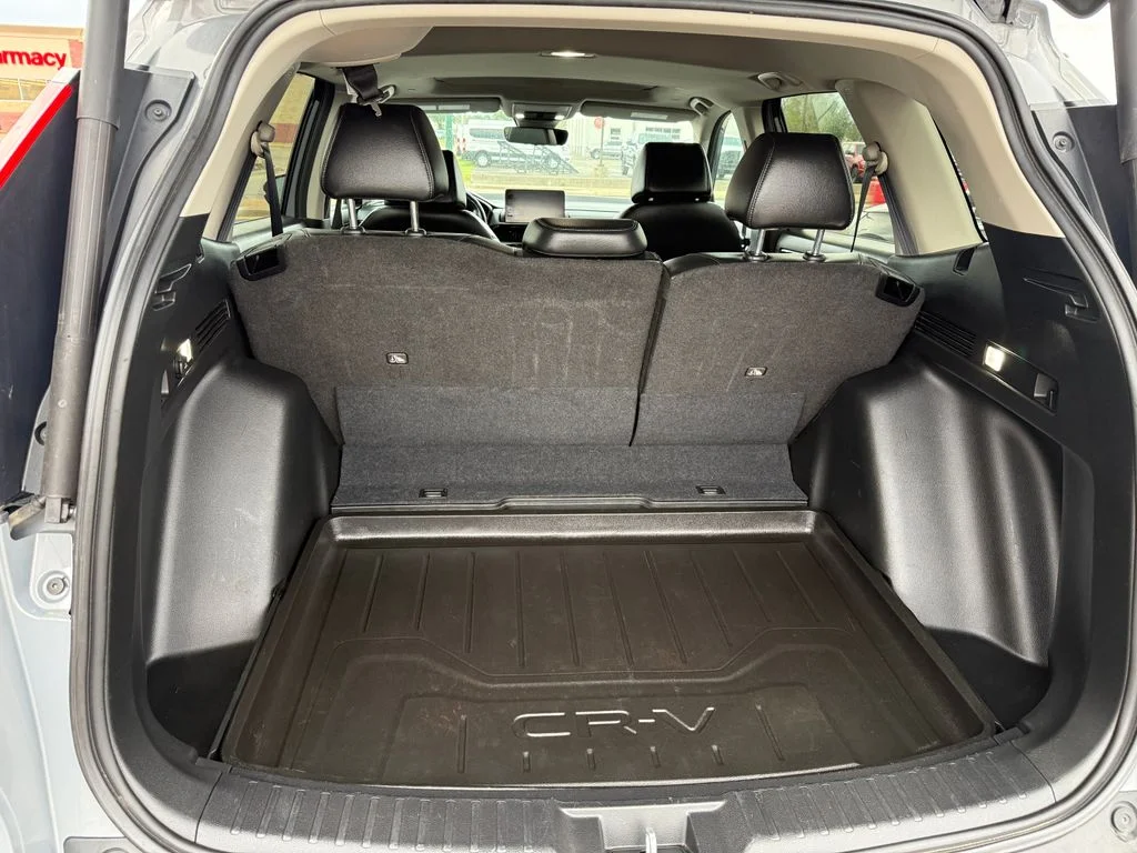 Used 2023 Gray Honda EX-L image 9
