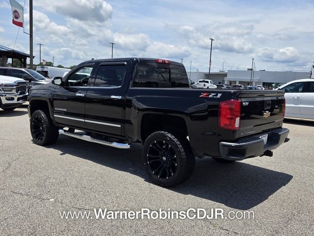 Used 2018 Black Chevrolet LTZ image 10