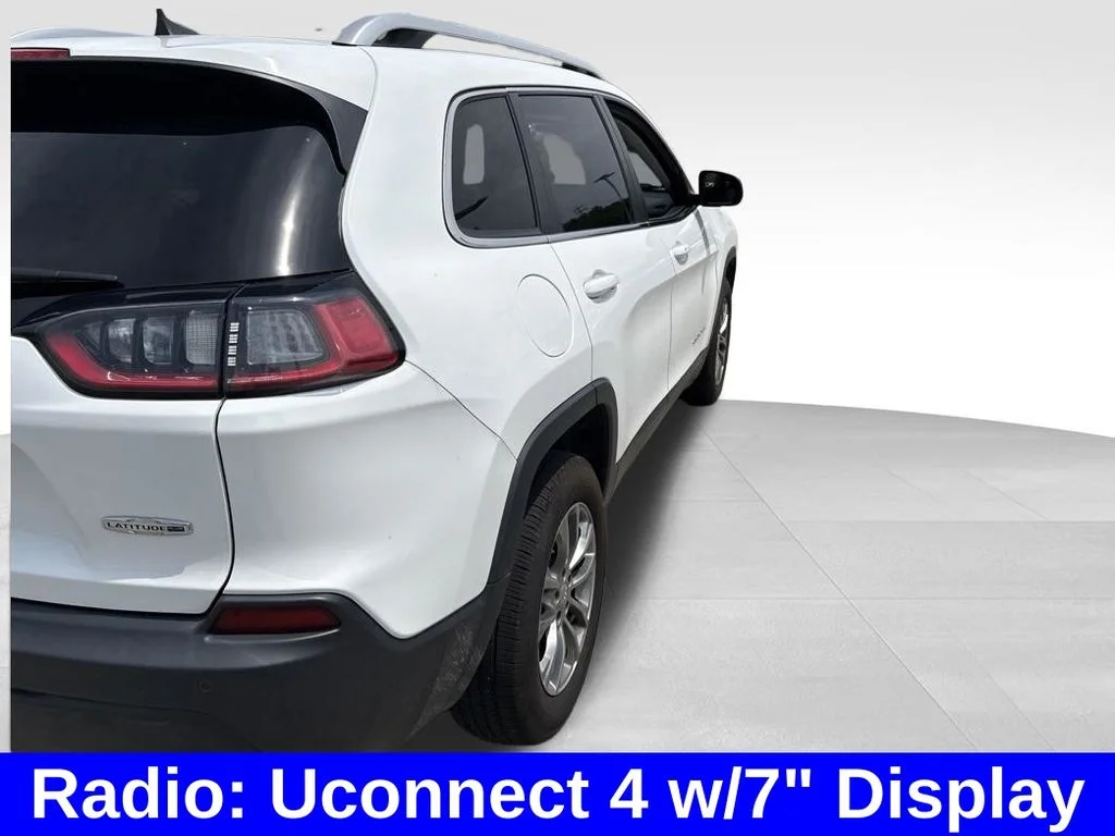 Used 2020 White Jeep Latitude Plus image 6