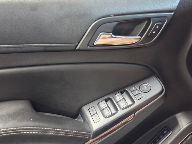 Used 2016 Black GMC SLT image 31