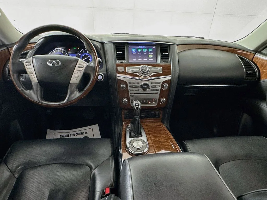 Used 2018 White INFINITI  image 28