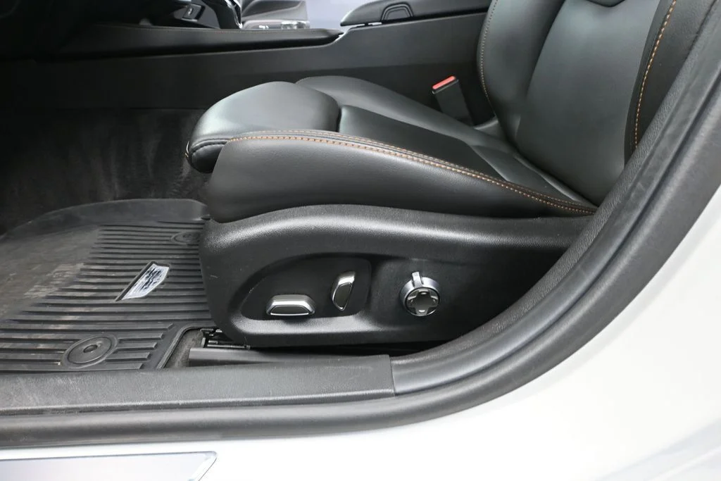 Certified Used 2023 White Cadillac V-Series image 17