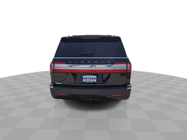 Used 2019 Black Metallic Lincoln Reserve image 7
