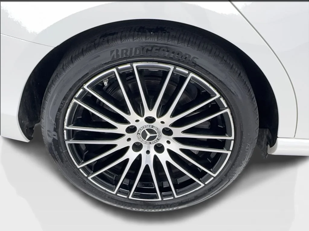 Used 2023 White Mercedes-Benz C 300 image 16