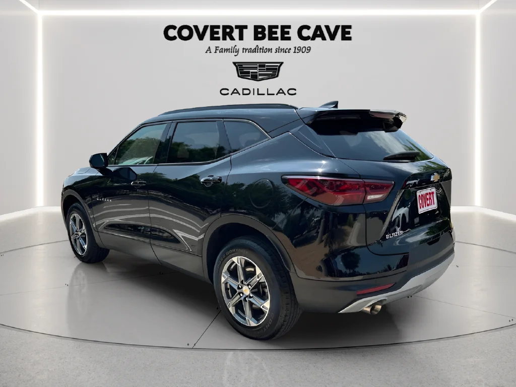Used 2024 Black Chevrolet LT image 10