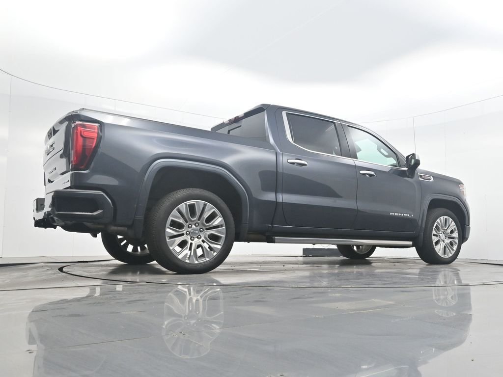 Used 2022 Blue GMC Denali image 33