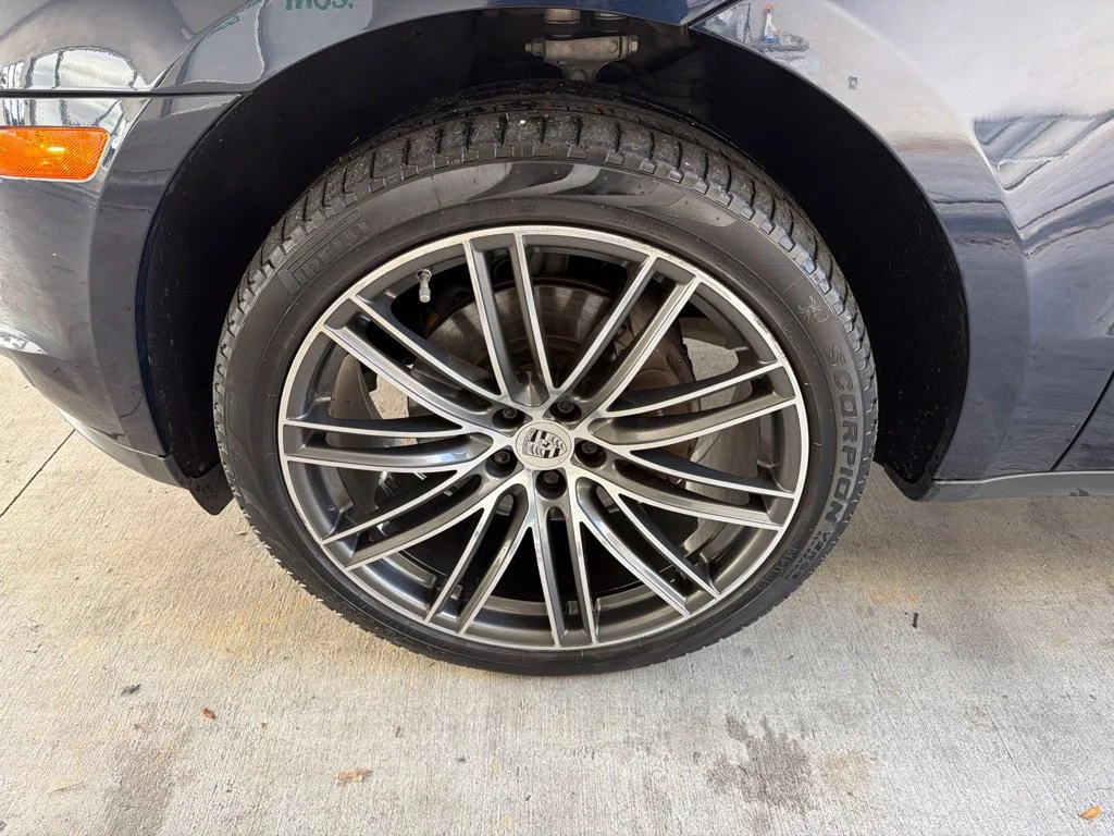 Used 2019 Black Porsche Base image 13