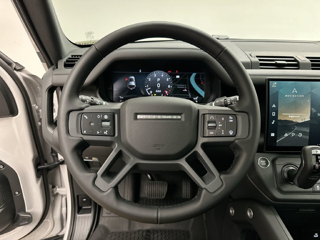 New 2026 Borasco Grey Metallic Land Rover X-Dynamic SE image 15