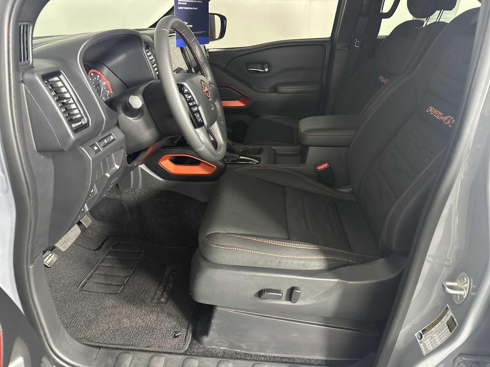 Used 2024 Boulder Gray Pearl Nissan PRO-4X image 12