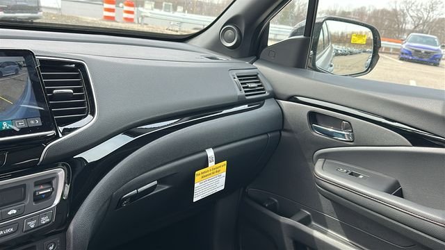 New 2026 Sonic Gray Pearl Honda Black Edition Two-Tone image 22