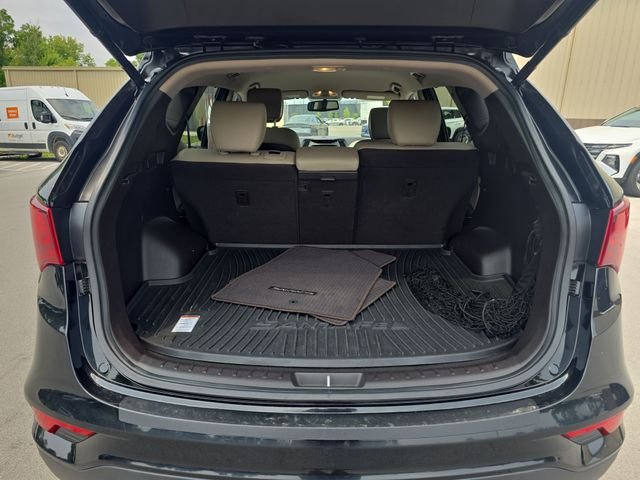 Used 2017 Black Hyundai 2.4 Base image 9