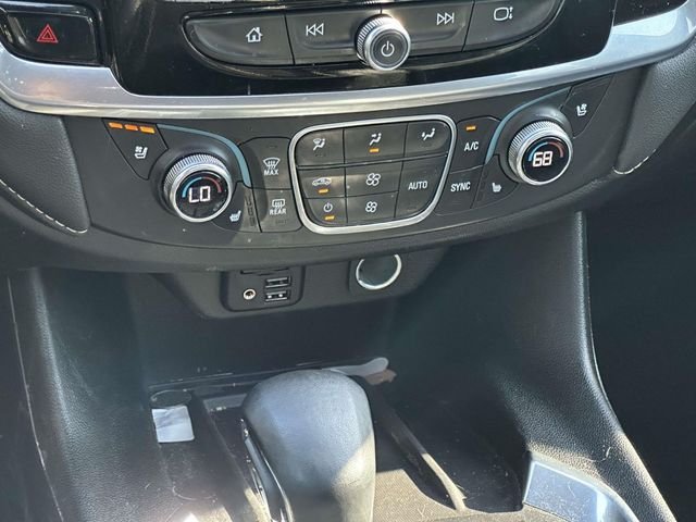 Used 2023 White Chevrolet Premier image 21